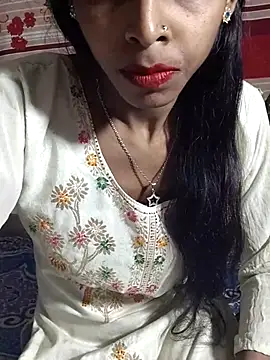 Itz Aisha   online show from 12.04.25