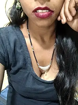 Itz Aisha   online show from 04.11.26