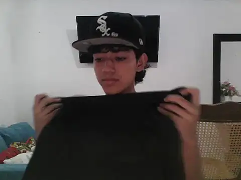Snapshot of Alex_king17 chatting on 04.30.26 Alex king17 online show from 04.30.26