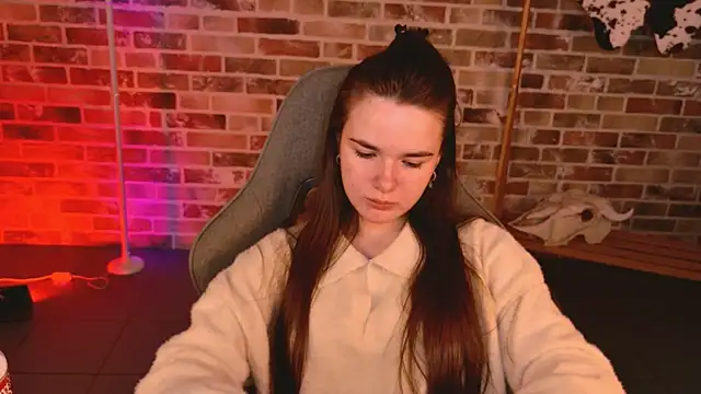 May Bloom online show from 03.28.26