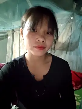 linh-miu99 online show from 11.21.25