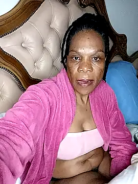 Hotcougar online show from 11.21.25