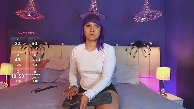 LuanEter online show from 10.28.25