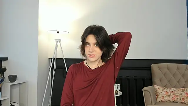 Snapshot of ShandaHenein chatting on 10.19.25 ShandaHenein online show from 10.19.25