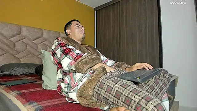 Snapshot of Gregory_mancini chatting on 11.29.25 Gregory mancini online show from 11.29.25