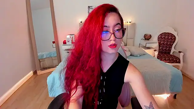 Snapshot of Amaraa_couper1 chatting on 10.19.25 Amaraa couper1 online show from 10.19.25