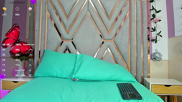 vanesaa mejia online show from 12.03.25