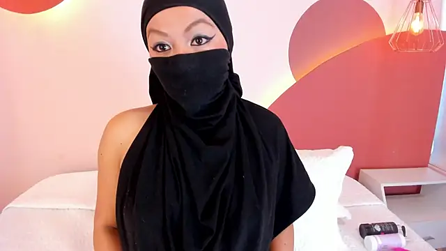 SophiaBeckerr online show from 10.19.25