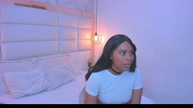 Sofia clk online show from 04.15.26