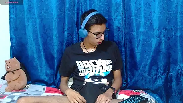 DavTwink3100 online show from 03.31.26