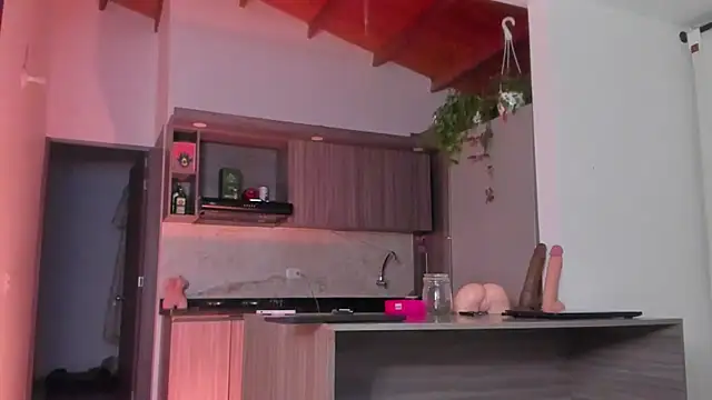 valeriahornier online show from 11.15.25