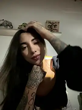 valeriahornier online show from 01.08.26