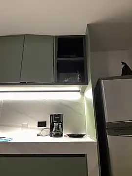 valeriahornier online show from 02.06.26