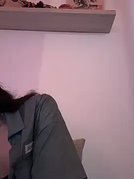 valeriahornier online show from 02.24.26