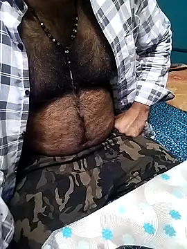 Snapshot of DesiBlackBull chatting on 10.20.25 DesiBlackBull online show from 10.20.25