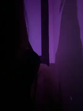 Snapshot of Bong-g chatting on 03.20.26 Bong-g online show from 03.20.26