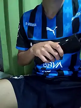 Snapshot of Pedropuente200 chatting on 10.26.25 Pedropuente200 online show from 10.26.25