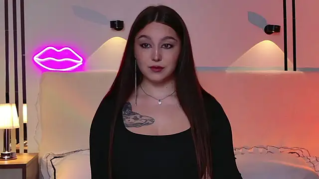  Tessa May  online show from 11.13.25