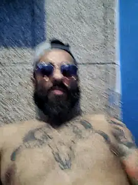 Snapshot of Fabio_zap chatting on 10.18.25 Fabio zap online show from 10.18.25