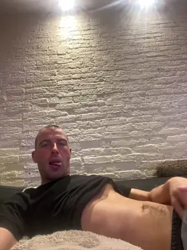 Rotteei1 online show from 11.23.25