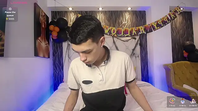 Mike lawford1 online show from 11.04.25