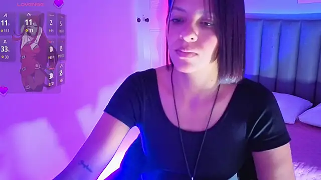 Aria Russo online show from 04.21.26