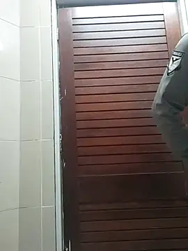 Snapshot of peladowisk chatting on 10.18.25 peladowisk online show from 10.18.25