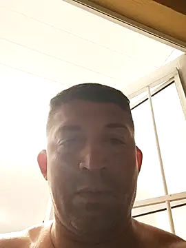 Snapshot of peladowisk chatting on 10.30.25 peladowisk online show from 10.30.25