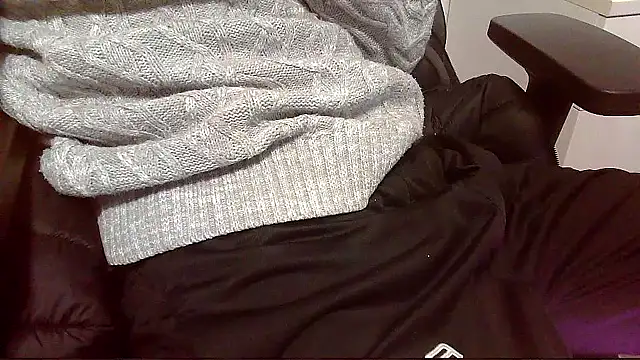 Snapshot of topg84 chatting on 02.05.26 topg84 online show from 02.05.26