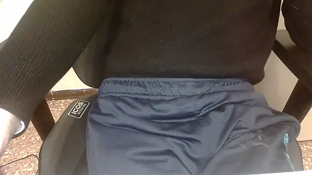 Snapshot of topg84 chatting on 02.10.26 topg84 online show from 02.10.26