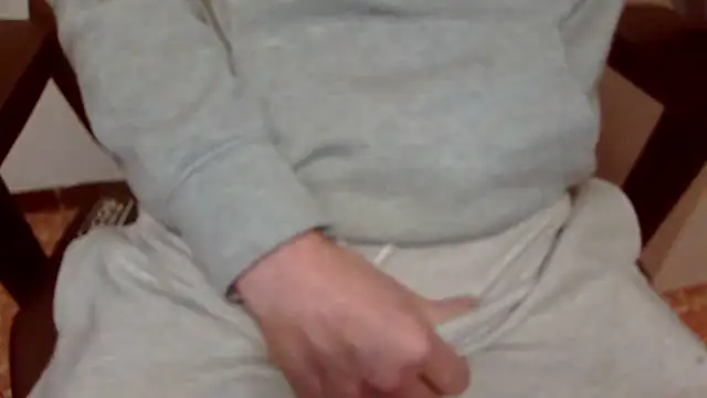 Snapshot of topg84 chatting on 02.28.26 topg84 online show from 02.28.26