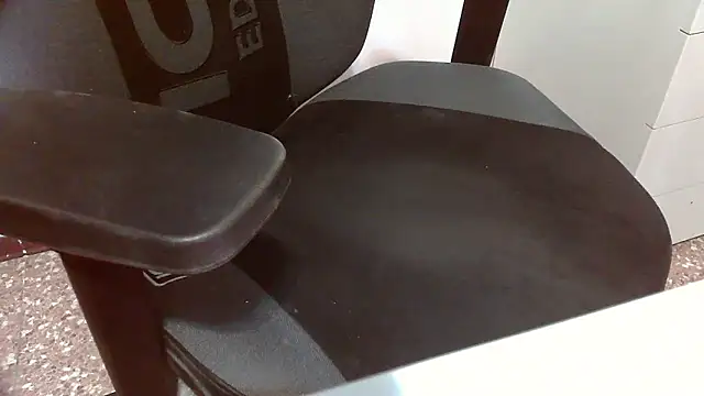 Snapshot of topg84 chatting on 03.01.26 topg84 online show from 03.01.26