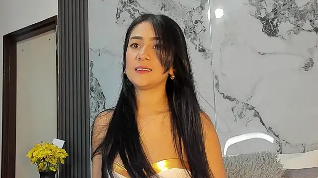 elissaWhite online show from 12.18.25