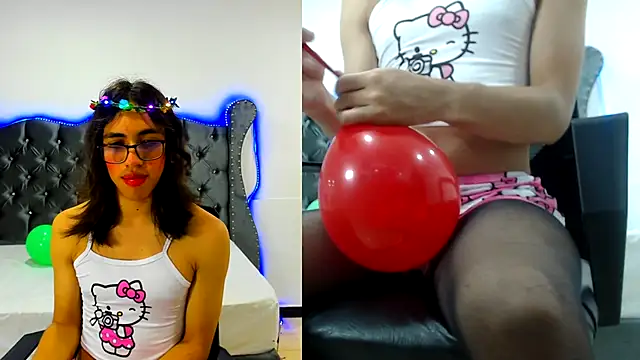Snapshot of cory_hot chatting on 10.19.25 cory hot online show from 10.19.25