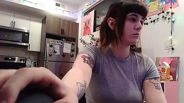 Trickylucy555 online show from 01.14.26