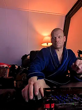 Kinky Play1 online show from 01.07.26