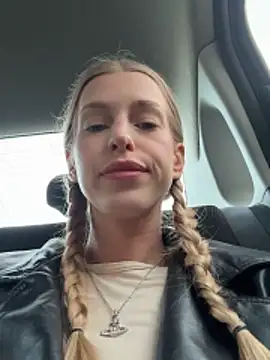 kira mia online show from 03.06.26