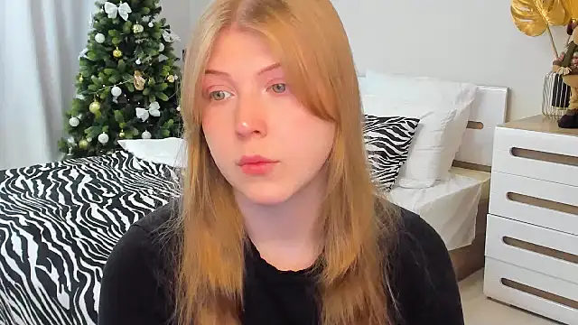 Stella Light online show from 12.18.25