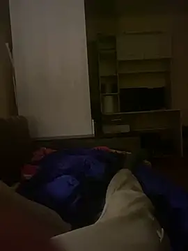 Snapshot of damiew1 chatting on 10.23.25 damiew1 online show from 10.23.25