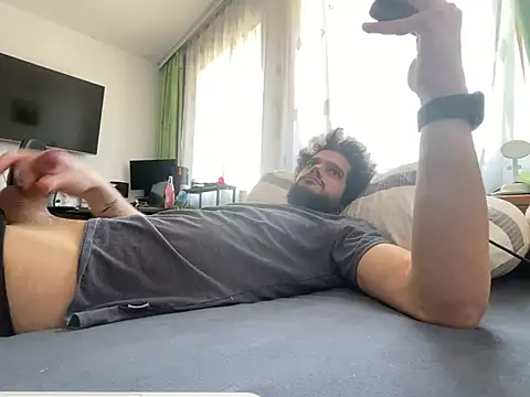 youngboyformommy24 online show from 03.06.26