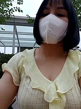 Mina-02 online show from 10.28.25