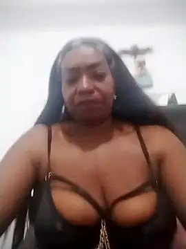 Snapshot of laseducida chatting on 03.30.26 laseducida online show from 03.30.26