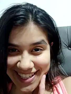 Snapshot of Thais_jhadav chatting on 10.20.25 Thais jhadav online show from 10.20.25