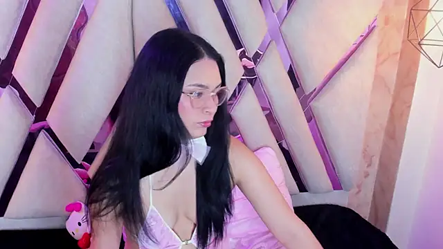 Isa doux online show from 04.08.26