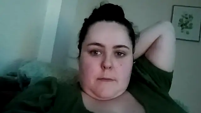 Snapshot of Maya_29x chatting on 02.13.26 Maya 29x online show from 02.13.26