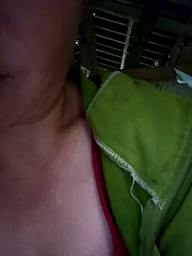 chipu06 online show from 10.23.25