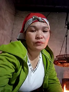 chipu06 online show from 12.21.25