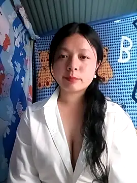 lisa-bae00 online show from 04.13.26