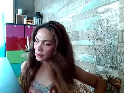 Snapshot of maldita143 chatting on 10.20.25 maldita143 online show from 10.20.25