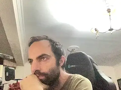 Snapshot of sex247spain chatting on 10.20.25 sex247spain online show from 10.20.25